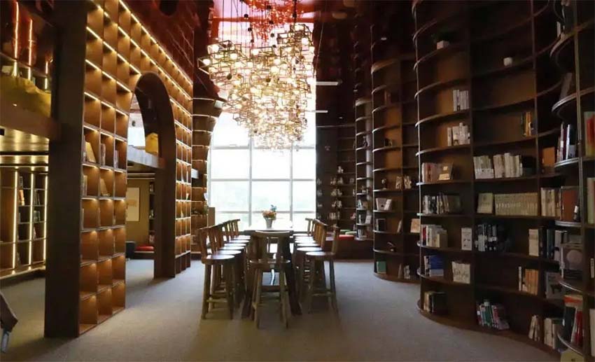 酒店设计之书籍主题酒店